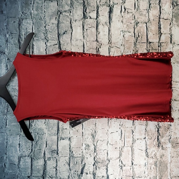 Bisou Bisou| NWT Luxe Glam Red Sequin Festive Party Tank Top - Picture 7 of 9